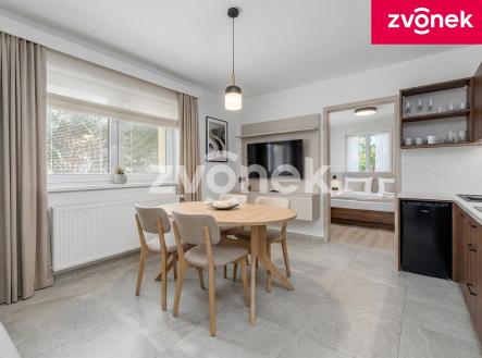 4 | Prodej - dům/vila, 250 m²