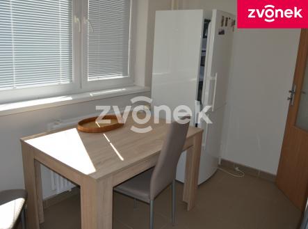 Obrázek k zakázce č.: 718192 | Pronájem bytu, 2+1, 52 m²