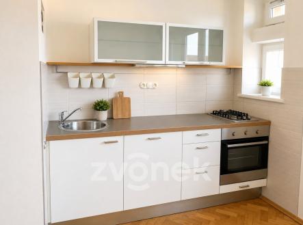 Foto_2 | Pronájem bytu, 2+kk, 47 m²
