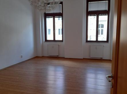 Pronájem bytu, 3+kk, 106 m²