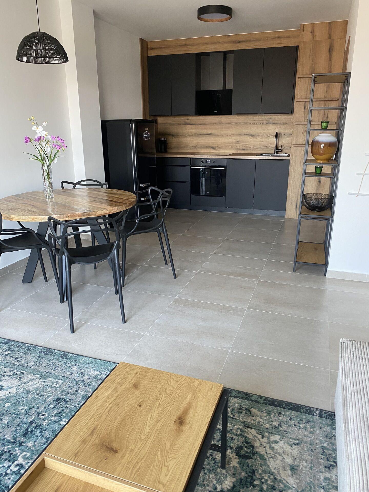 Pronájem bytu 2+kk v Teplicích s balkonem