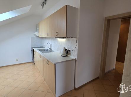Pronájem bytu, 2+1, 62 m²
