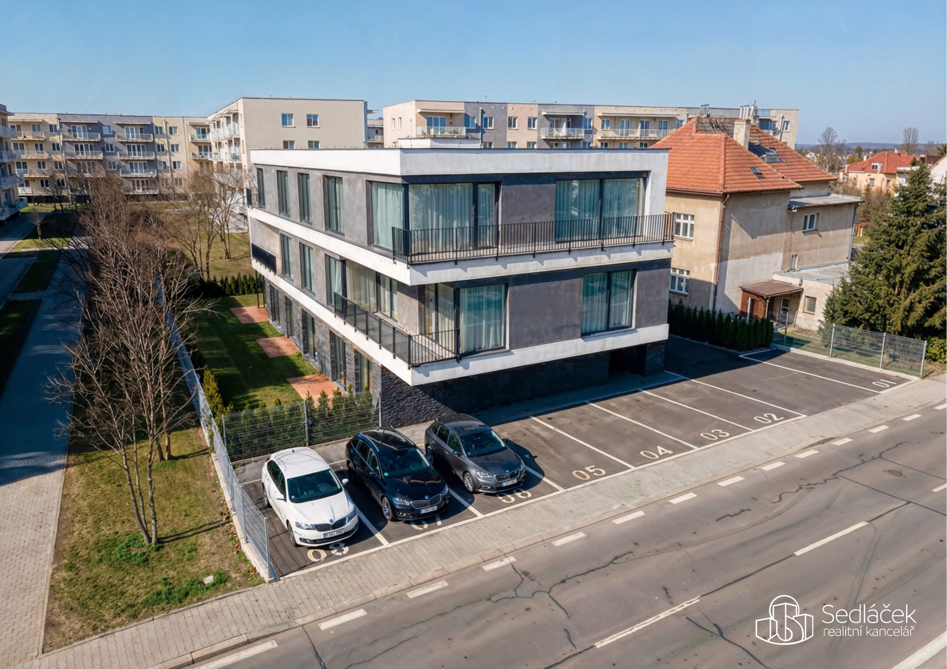 Prodej bytu 2+kk s balkonem – Rezidence Cikorka, Praha – Modřany
