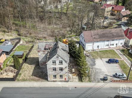 Prodej - nájemní dům, 300 m²