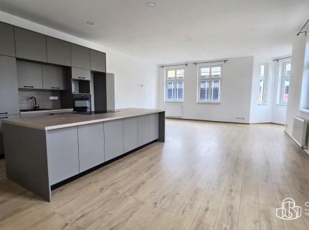 Pronájem bytu, 3+kk, 128 m²
