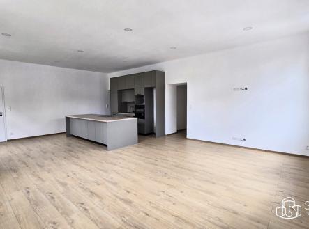 Pronájem bytu, 3+kk, 128 m²