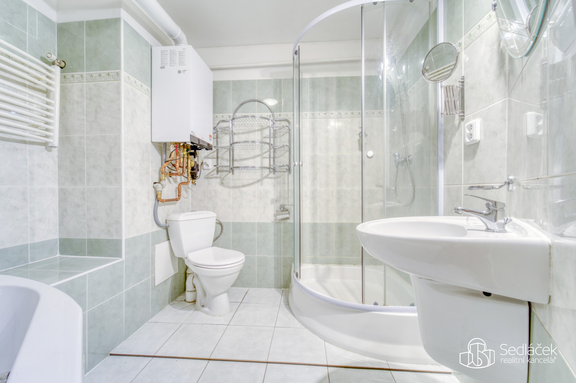 Prodej útulného mezonetu blízko centra Plzně s terasou. 