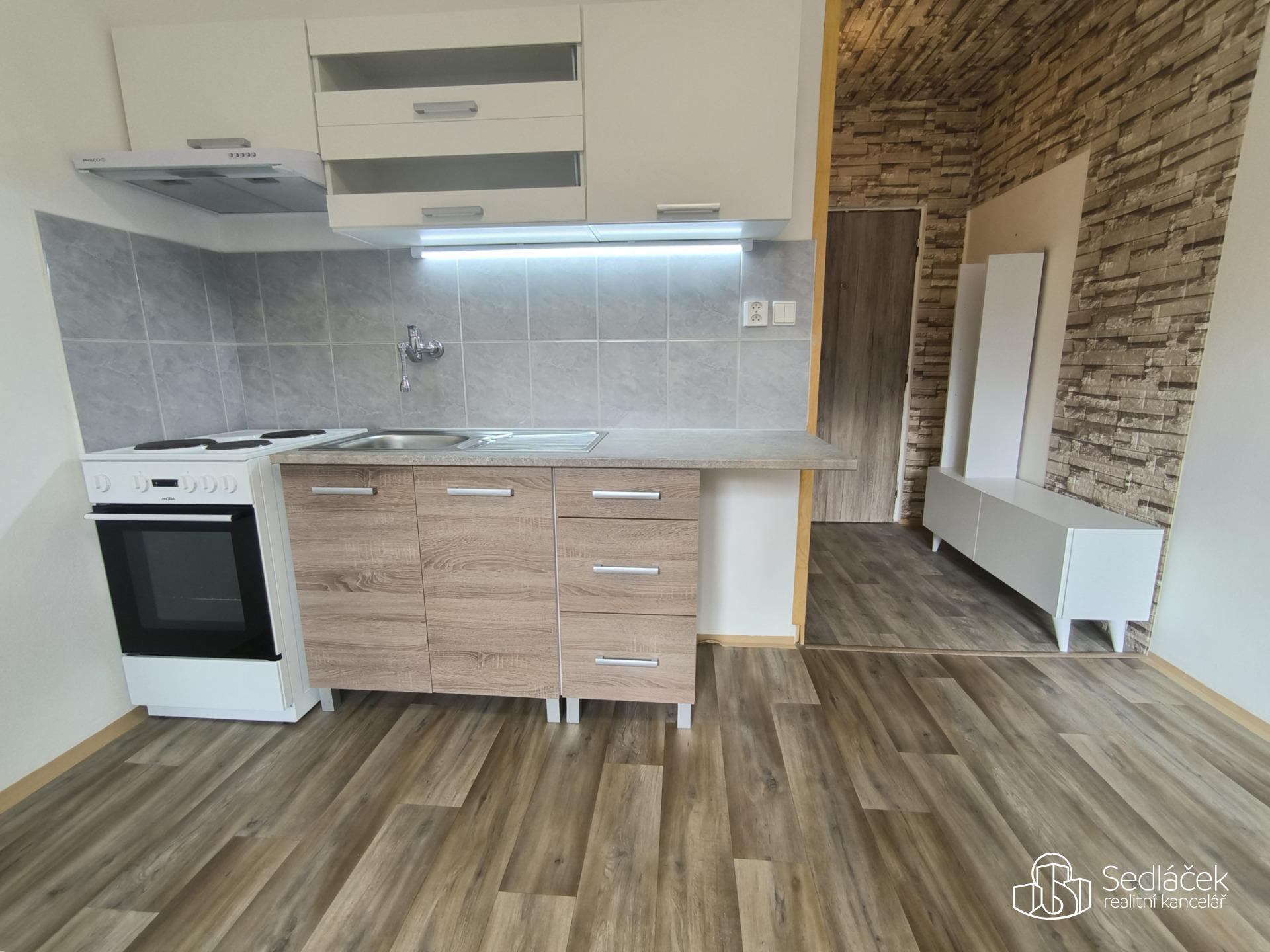 Pronájem 1+1 Jelínkova