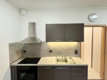 Pronájem bytu, 1+kk, 34 m²