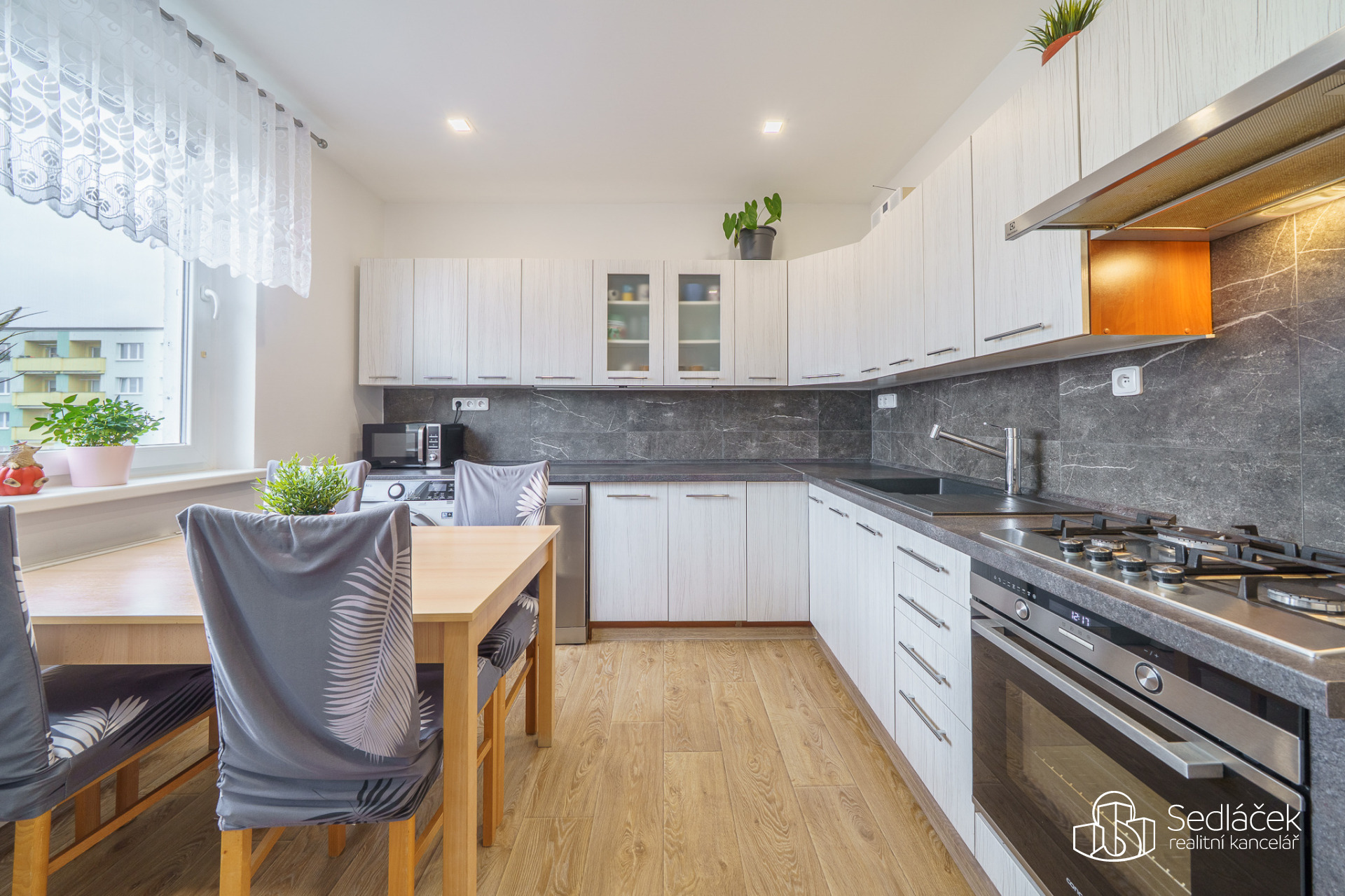 Prodej 2+1 s balkonem, Spartakiádní