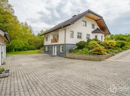 Prodej - dům/vila, 335 m²