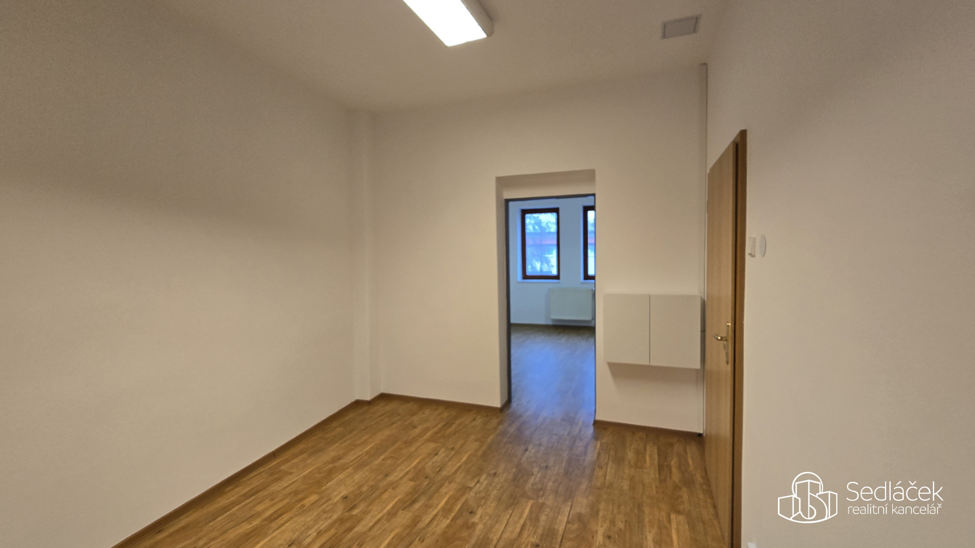 Komerční prostor k pronájmu v samém centru Sokolova!