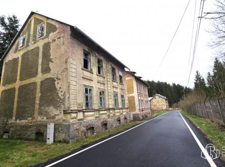 Prodej - dům/vila, 300 m²