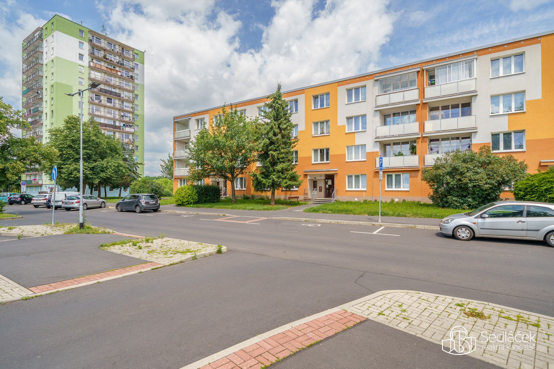 Byt 3+1 s balkonem ve vyhledávané lokalitě, ul. Marie Majerové v Sokolově