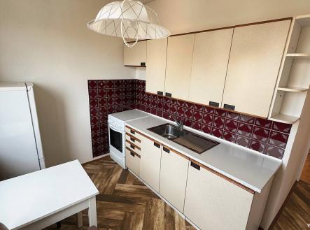Bez popisku | Pronájem bytu, 2+1, 56 m²