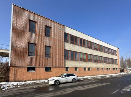 Prodej - komerční objekt, výroba, 3 000 m²