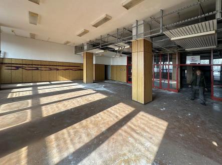 Prodej - komerční objekt, sklad, 3 000 m²