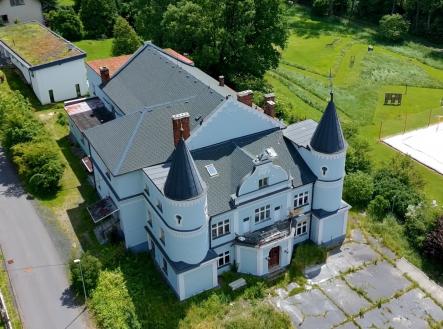 Prodej - komerční objekt, sklad, 1 500 m²