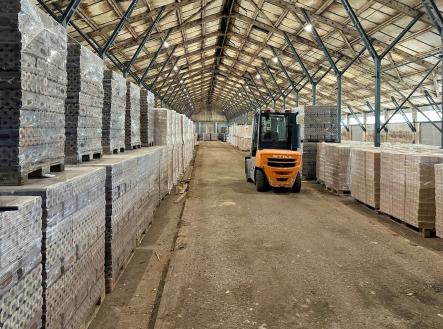 Prodej - komerční objekt, sklad, 1 833 m²