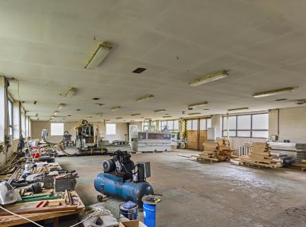 Pronájem - komerční objekt, sklad, 629 m²