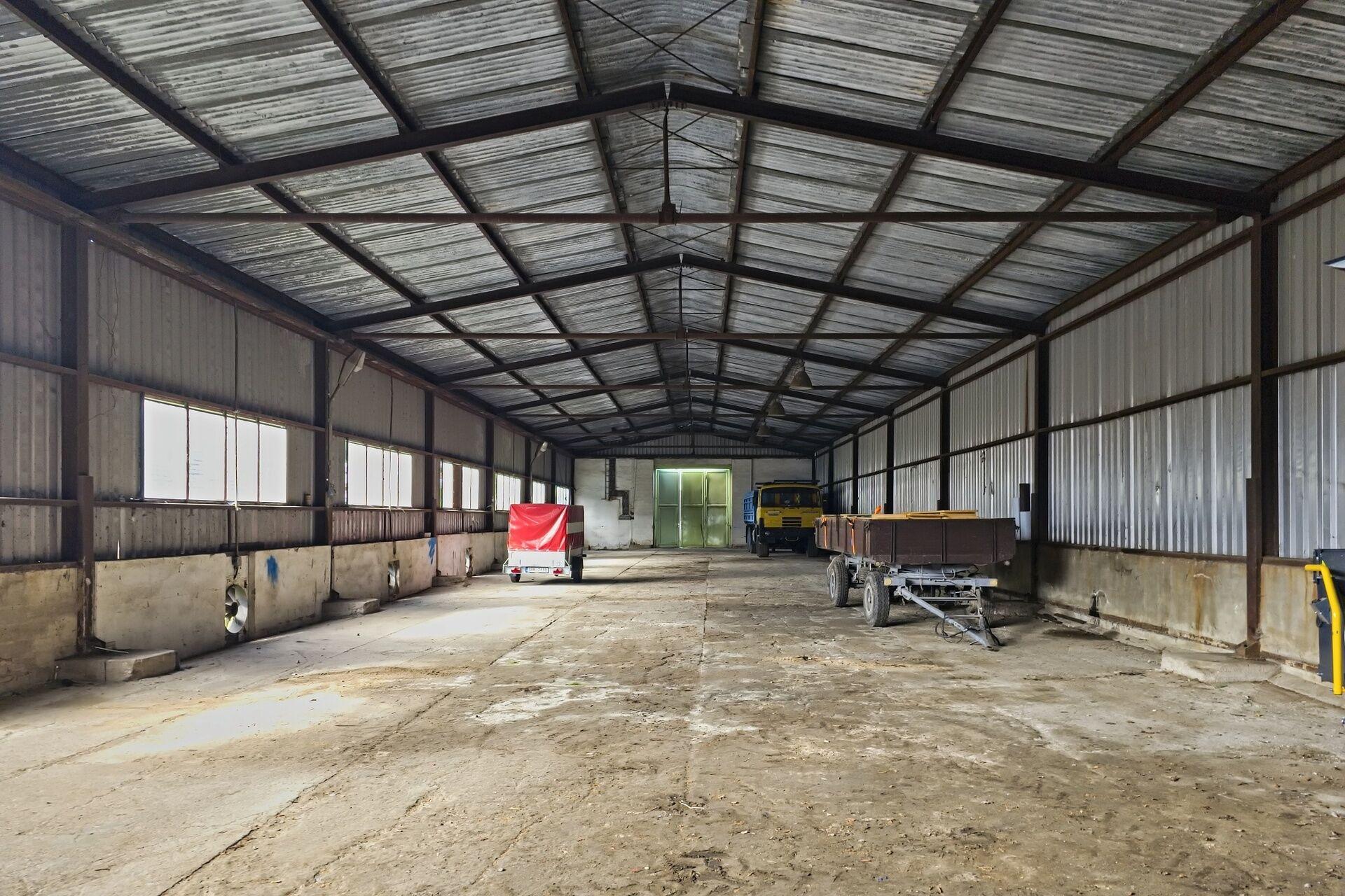 Ocelová skladová hala o ploše 635 m2