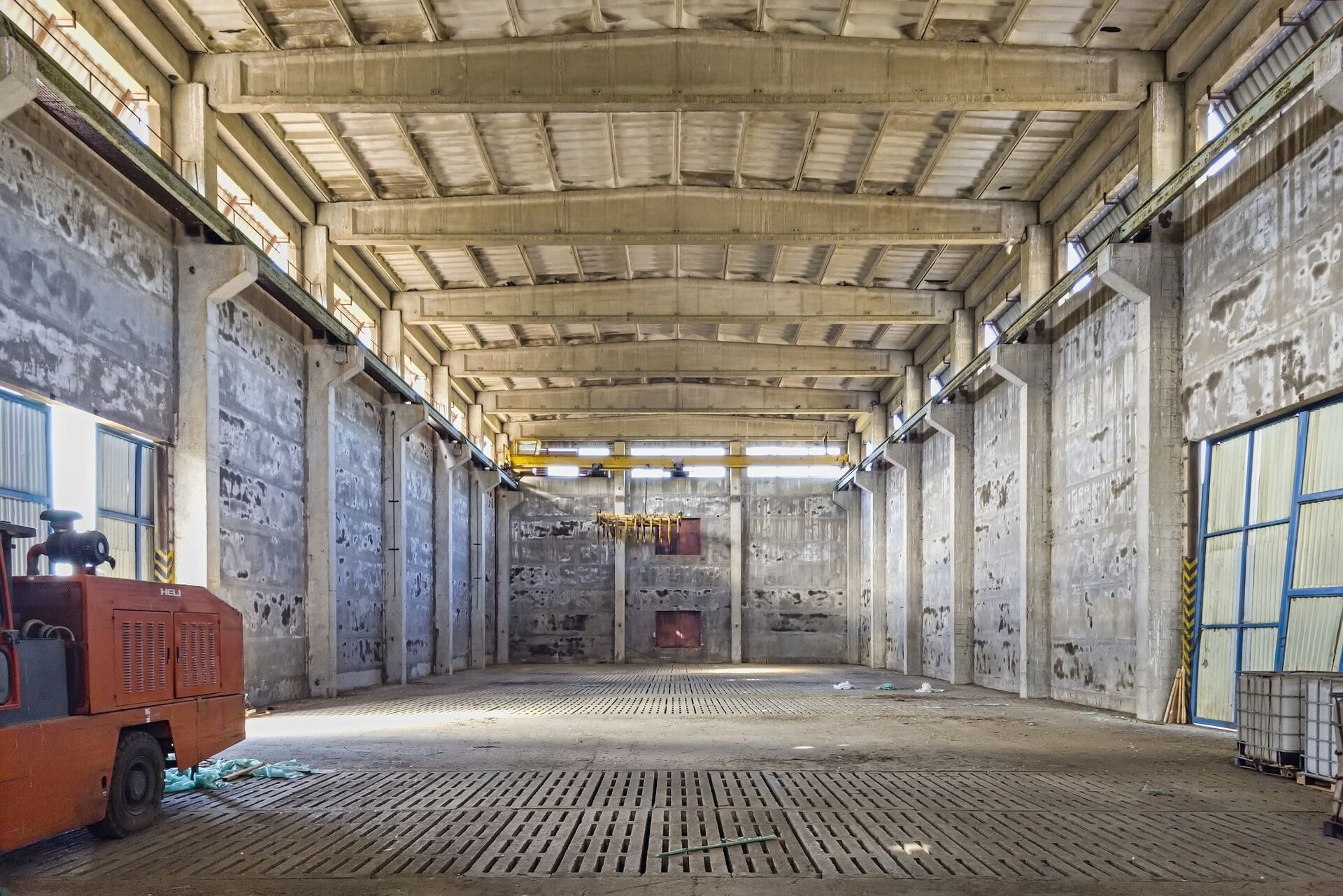 Železobetonová hala o ploše 1.080 m2