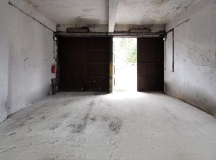 Pronájem - skladovací prostor, 57 m²