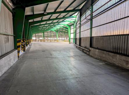 Pronájem - skladovací prostor