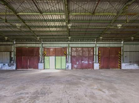 Pronájem - skladovací prostor