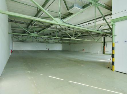 Pronájem - skladovací prostor