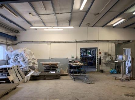 Pronájem - skladovací prostor