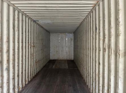 Pronájem - skladovací prostor