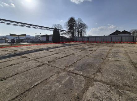 Pronájem - pozemek pro komerční výstavbu, 1 300 m²