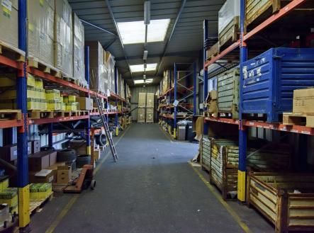 Pronájem - skladovací prostor