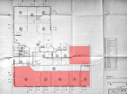 Pronájem - kanceláře, 197 m²