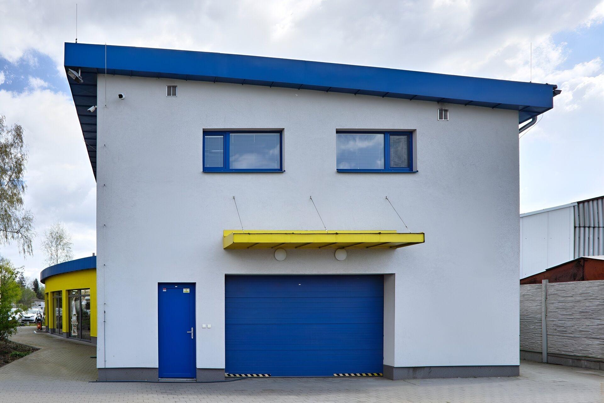 Reprezentativní a energeticky úsporný multifunkční podnikatelský objekt o užitné ploše 603 m2