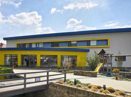 Pronájem - obchodní prostor