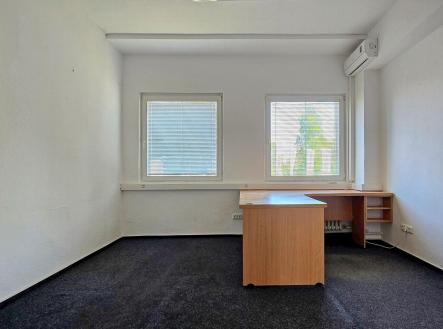 Pronájem - kanceláře, 16 m²
