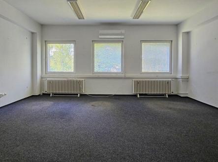 Pronájem - kanceláře, 36 m²