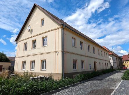 Prodej - dům/vila, 900 m²