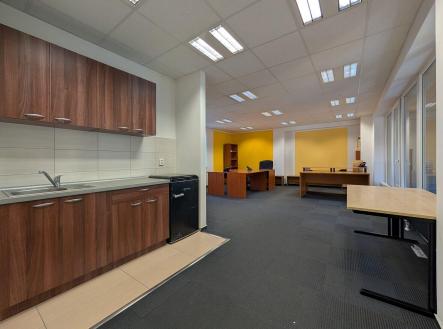 Pronájem - kanceláře, 68 m²