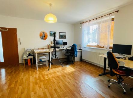 Pronájem - dům/vila, 100 m²