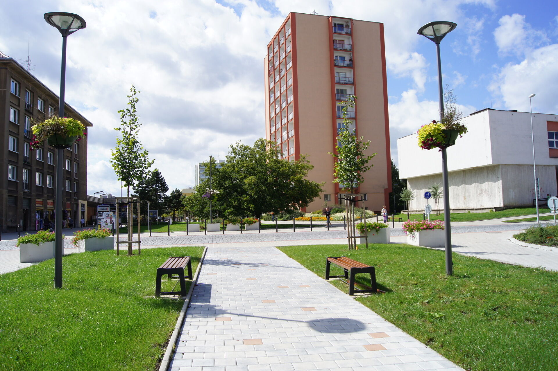 Prodej bytu 2+1 s třemi lodžiemi – Kladno, Kročehlavy, ulice Vrchlického