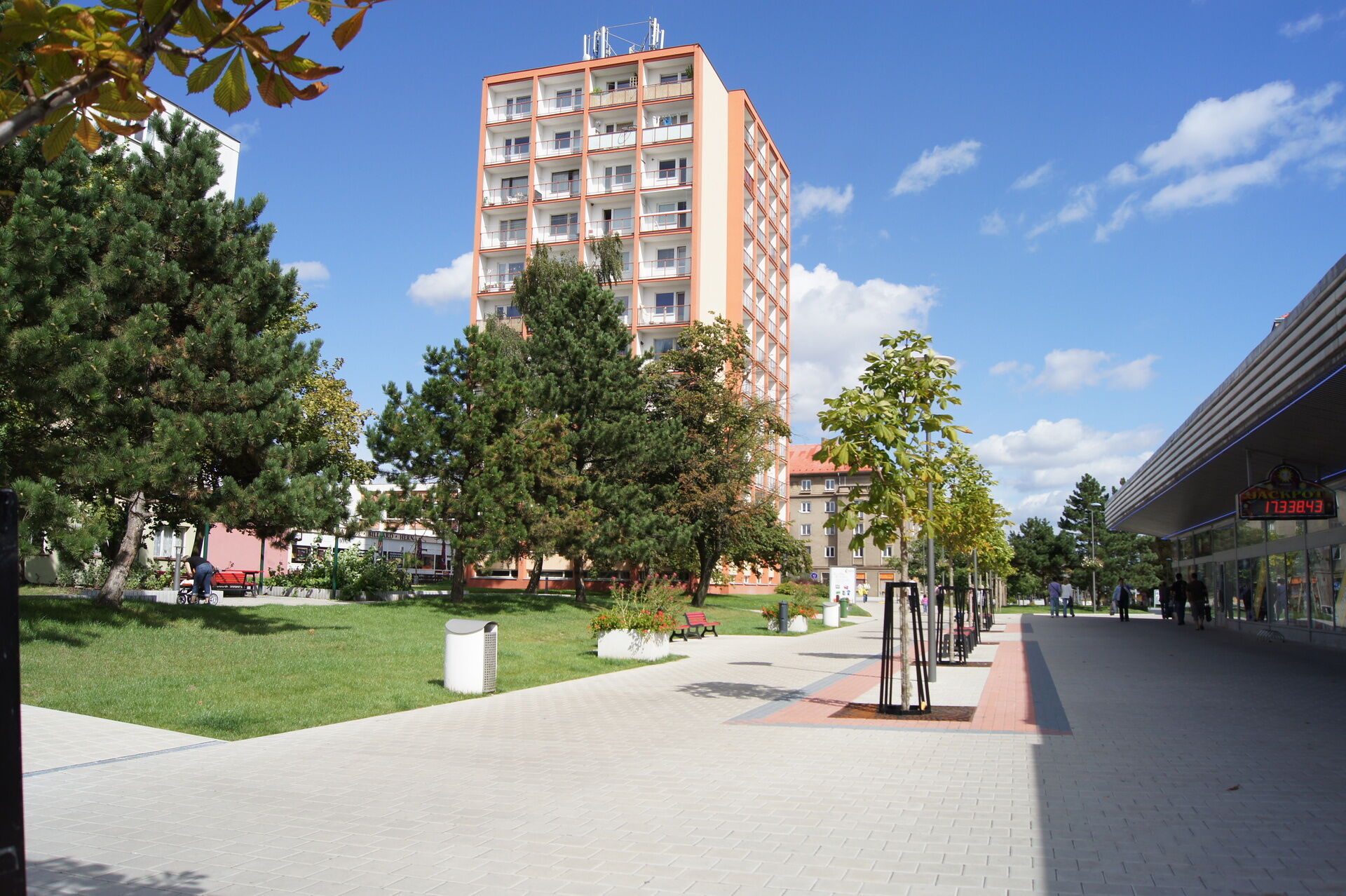 Prodej bytu 2+1 s třemi lodžiemi – Kladno, Kročehlavy, ulice Vrchlického