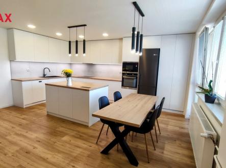03.jpg | Prodej - dům/vila, 212 m²