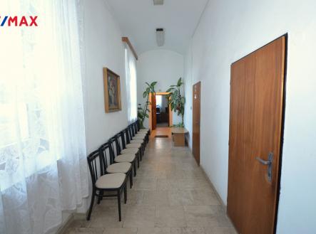 dsc-0011-1.jpg | Pronájem - kanceláře, 17 m²