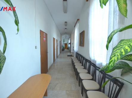dsc-0003-1.jpg | Pronájem - kanceláře, 17 m²