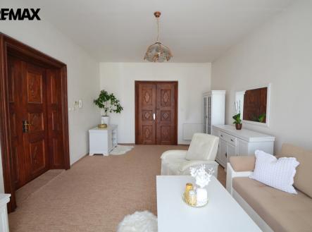 033.jpg | Prodej - nájemní dům, 307 m²