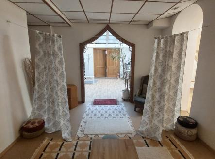 whatsapp-image-2025-09-23-at-11.20.44-2.jpeg | Pronájem - obchodní prostor, 99 m²