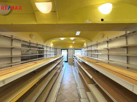 img-5050.jpeg | Pronájem - obchodní prostor, 58 m²